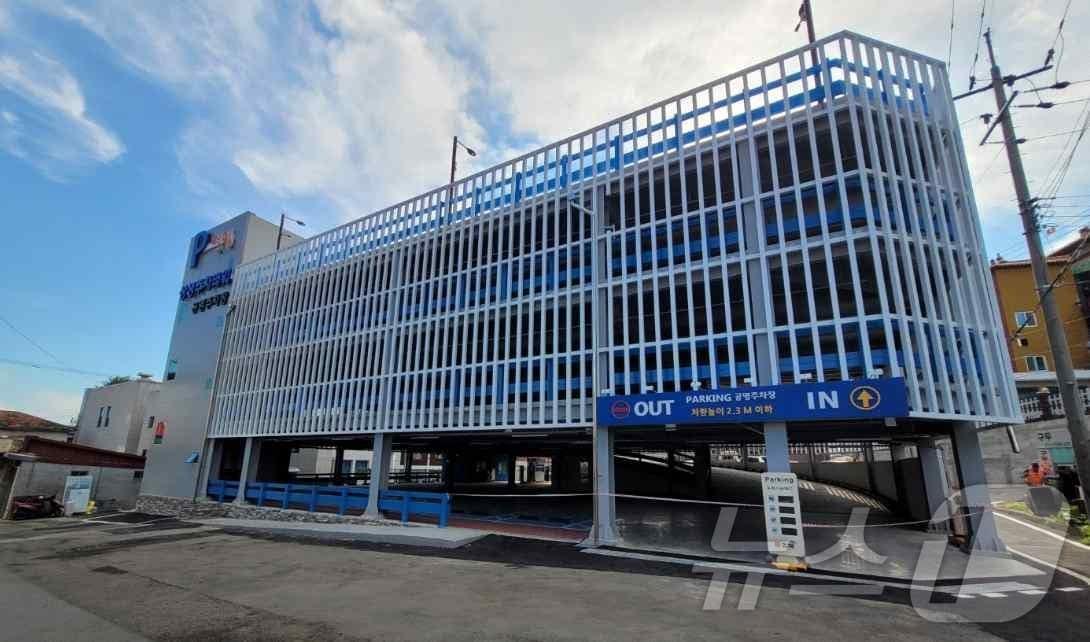 본문 이미지 - 생활SOC자금을 지원받아 지난해 8월 준공한 경상남도 김해시 소재 주차장 시설 전경(HUG 제공. 재판매 및 DB 금지)