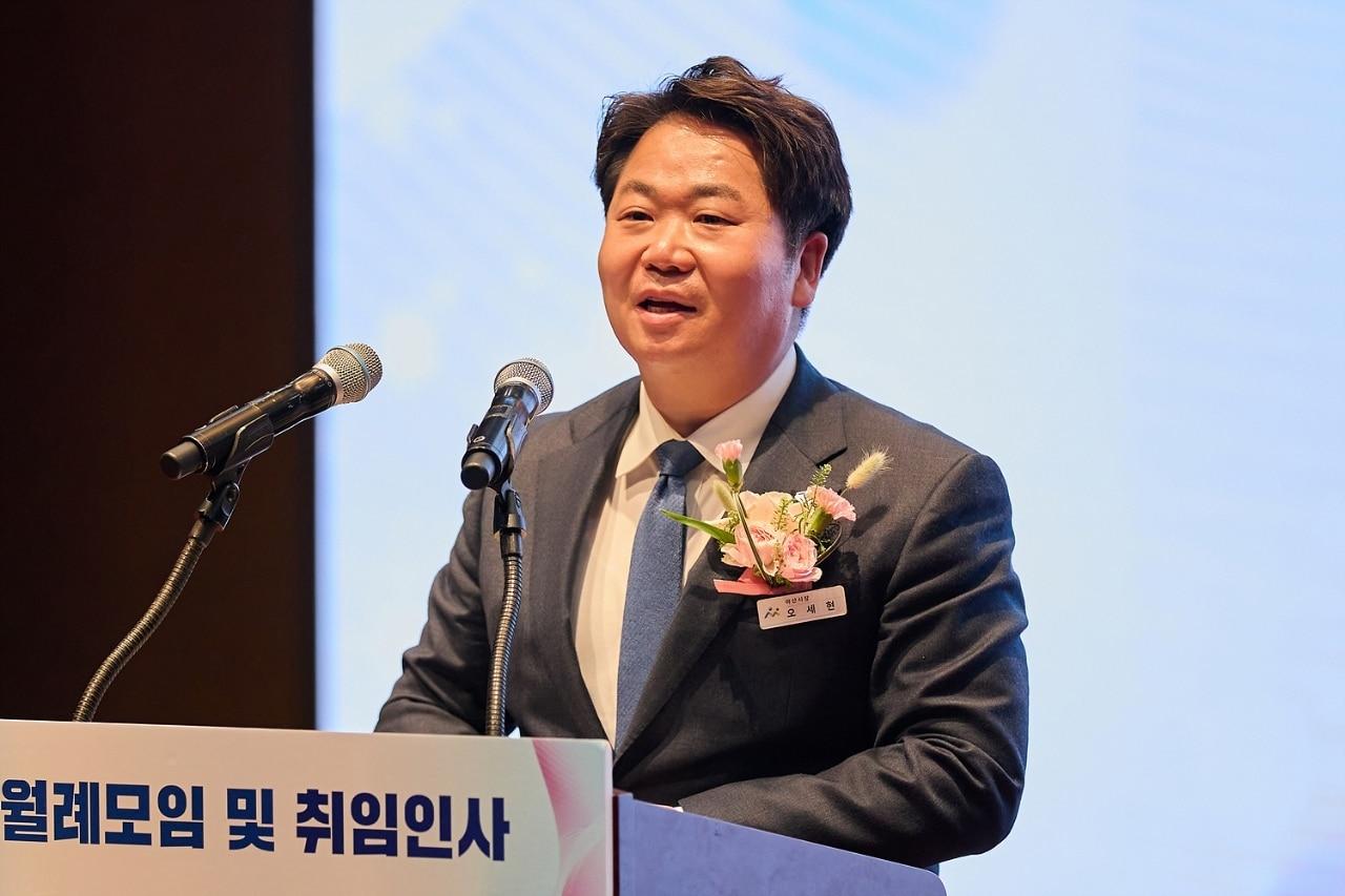 본문 이미지 - 취임 인사하는 오세현 아산시장. &#40;아산시청 제공. 재판매 및 DB금지&#41;/뉴스1