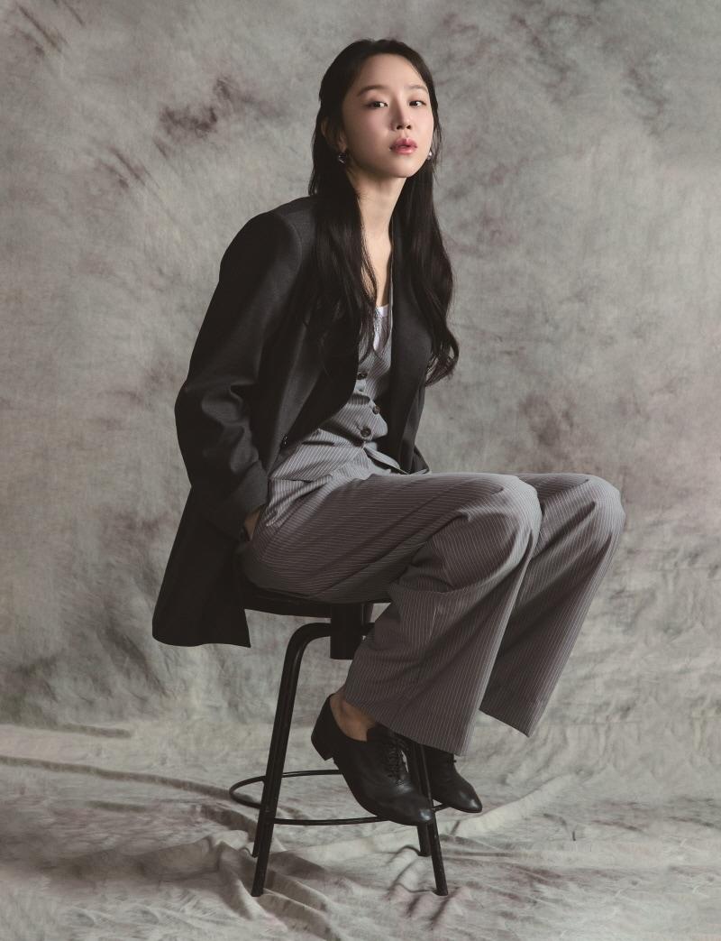 본문 이미지 - 신혜선/매니지먼트 시선