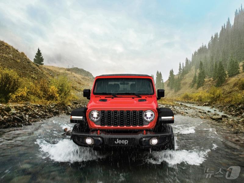 본문 이미지 - 지프 랭글러