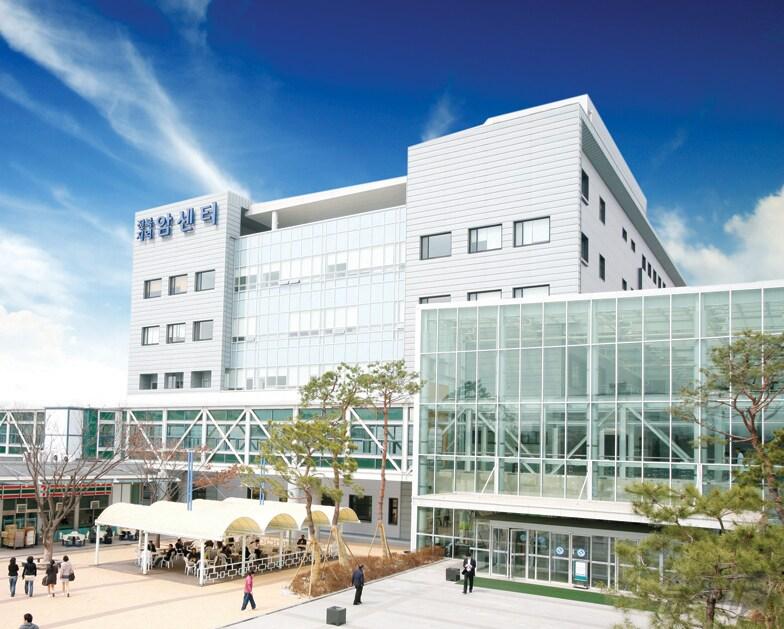 본문 이미지 - 전북대병원 내 전북지역암센터 전경.(전북자치도 제공. 재판매 및 DB금지)/뉴스1