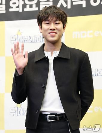 본문 이미지 - 가수 이무진. 2025.4.8 ⓒ 뉴스1 권현진 기자