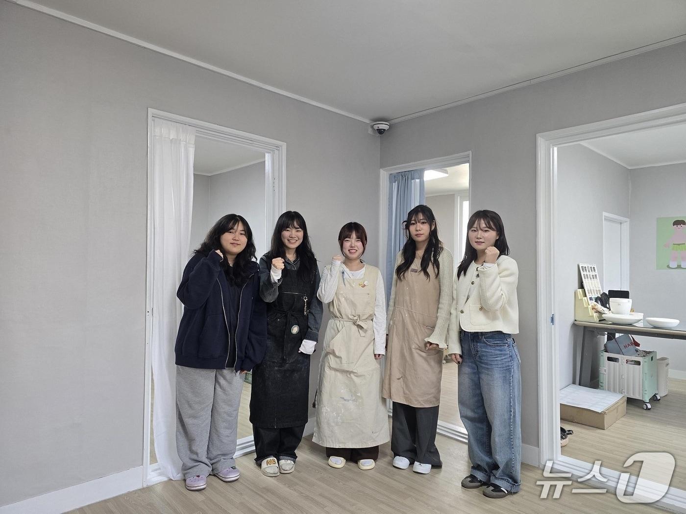 본문 이미지 - 들안예술마을 들안캠퍼스 입주한 계명대 졸업생 5명 (대구 수성구 제공.재판매 및 DB 금지)