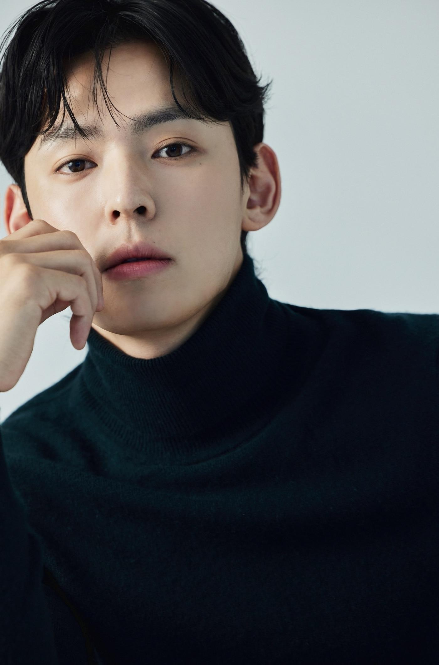 본문 이미지 - 배우 강형석/ 사진제공=그램엔터테인먼트