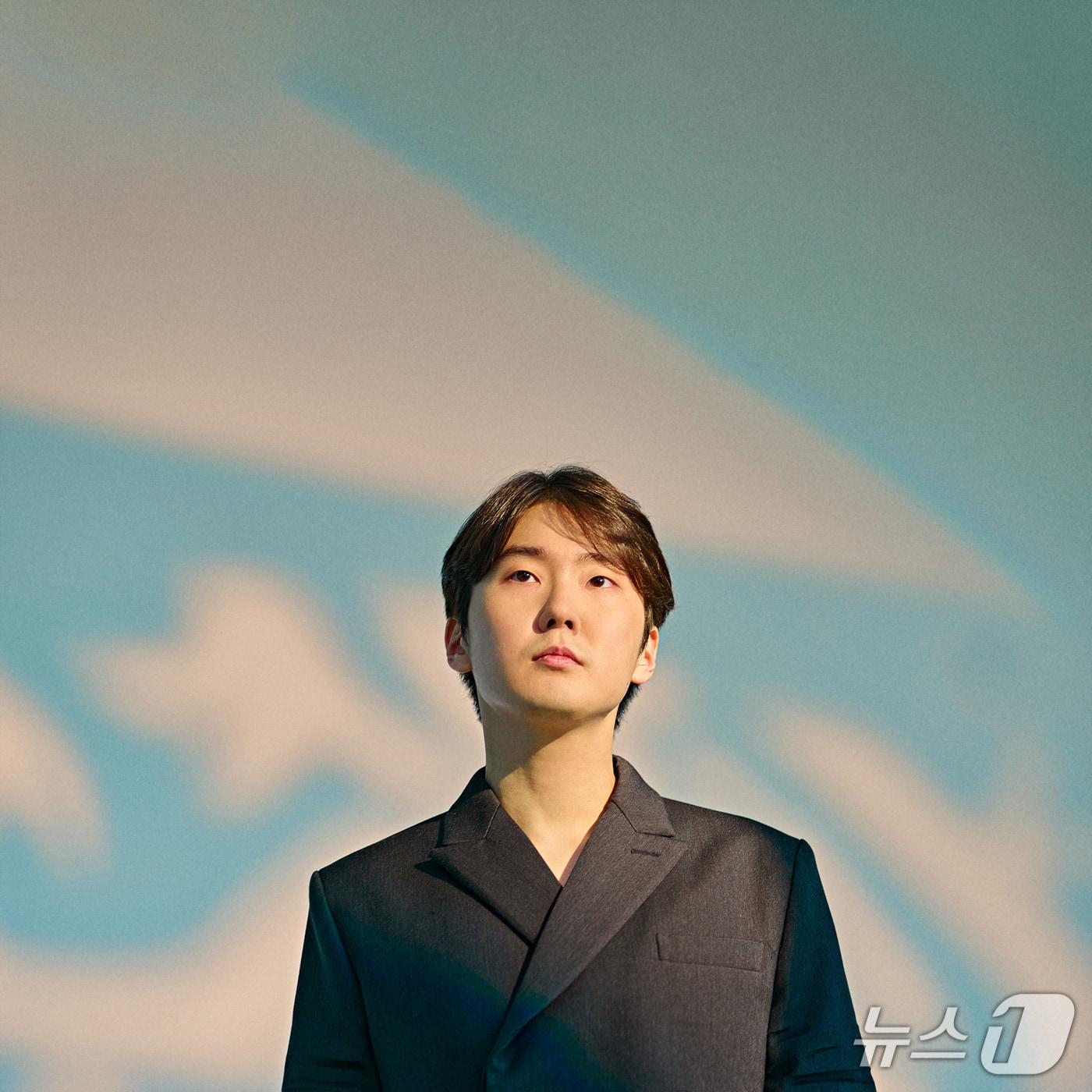 본문 이미지 - 피아니스트 조성진(제공 성남문화재단)