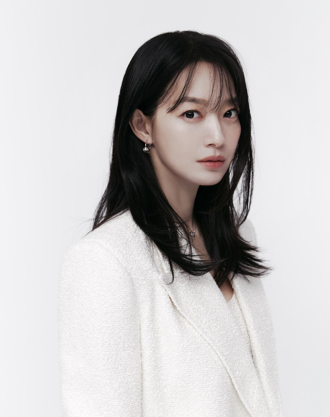 본문 이미지 - 신민아 / 넷플릭스