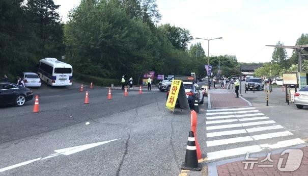 본문 이미지 - 전북 전주시가 5월 연휴기간 동물원을 찾는 시민들의 편의를 위해 특별교통대책을 마련해 추진한다./뉴스1 DB