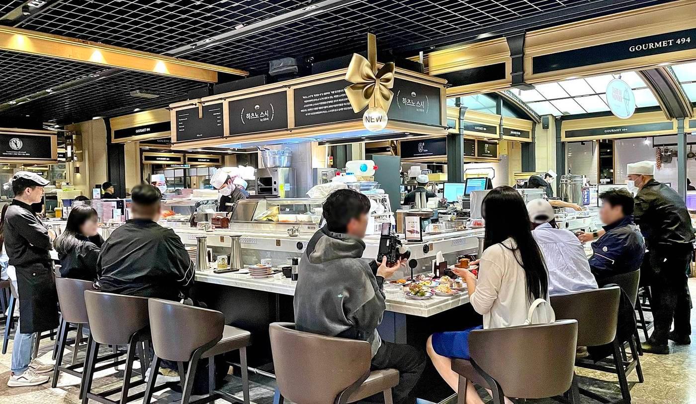 갤러리아명품관 식품관 고메이494 '하츠노스시by코우지' 전경 사진.(갤러리아 제공)