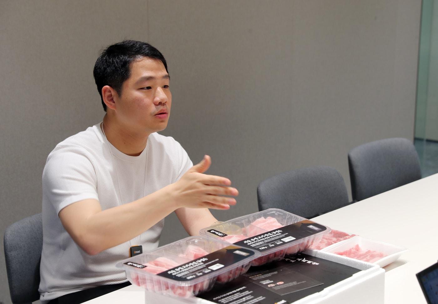 우대윤 이마트 돈육 바이어. (이마트 제공). 