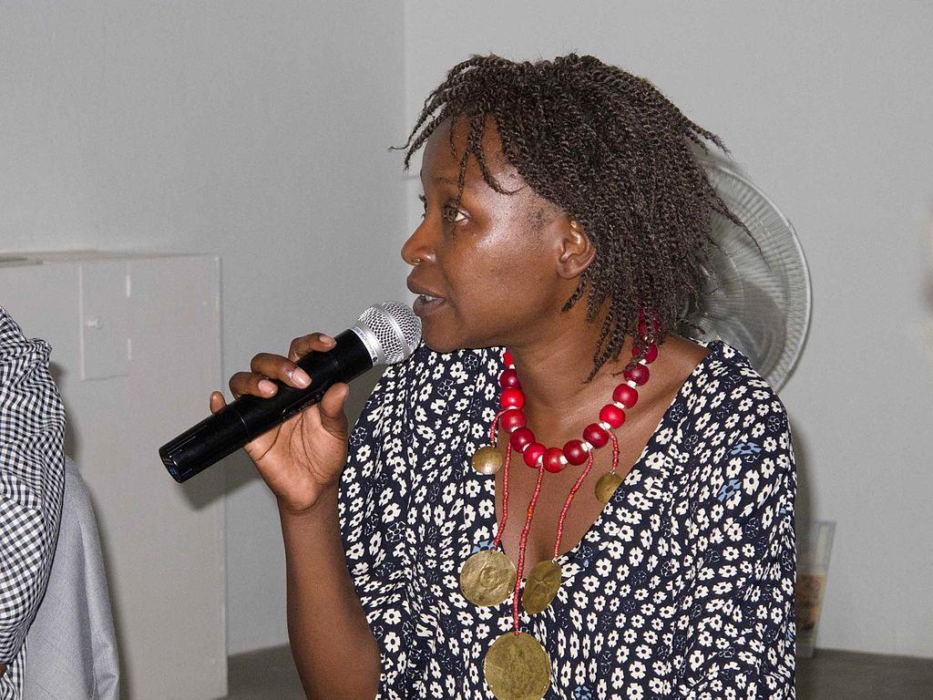 본문 이미지 - 코요 쿠오 (출처: Koyo Kouoh, CC BY-SA 3.0, via Wikimedia)