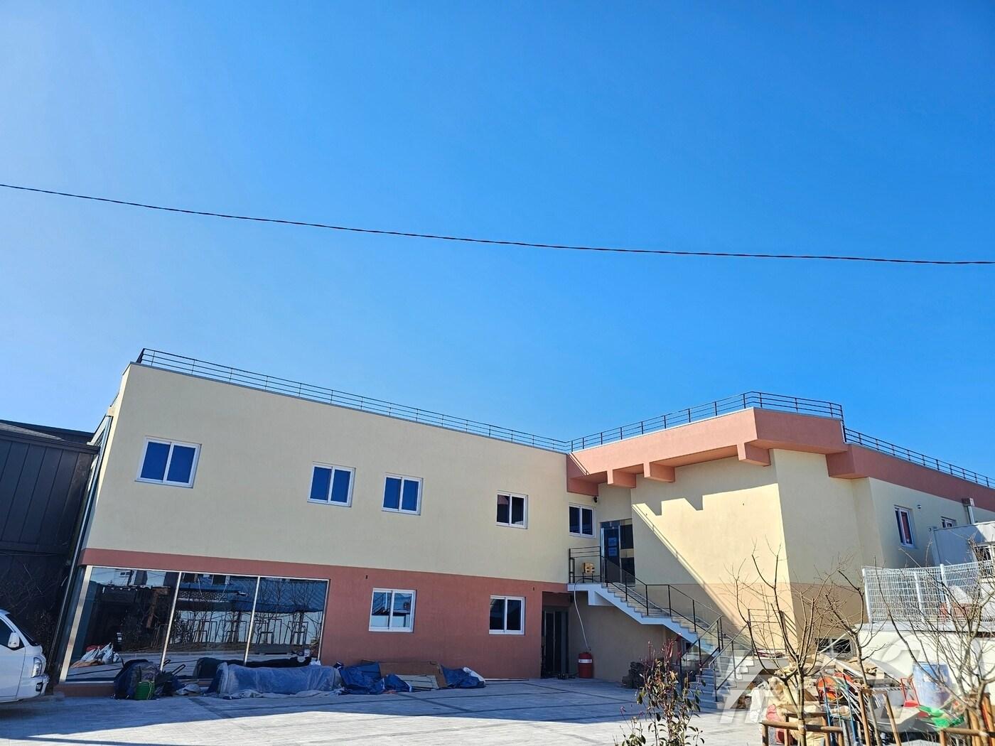 본문 이미지 - 경북도는 영덕 이웃사촌마을에서 대구한의대 영덕 로컬캠퍼스 ‘2025학년도 학과별 현장연계 교육과정’을 운영한다ⓒ News1 김대벽기자