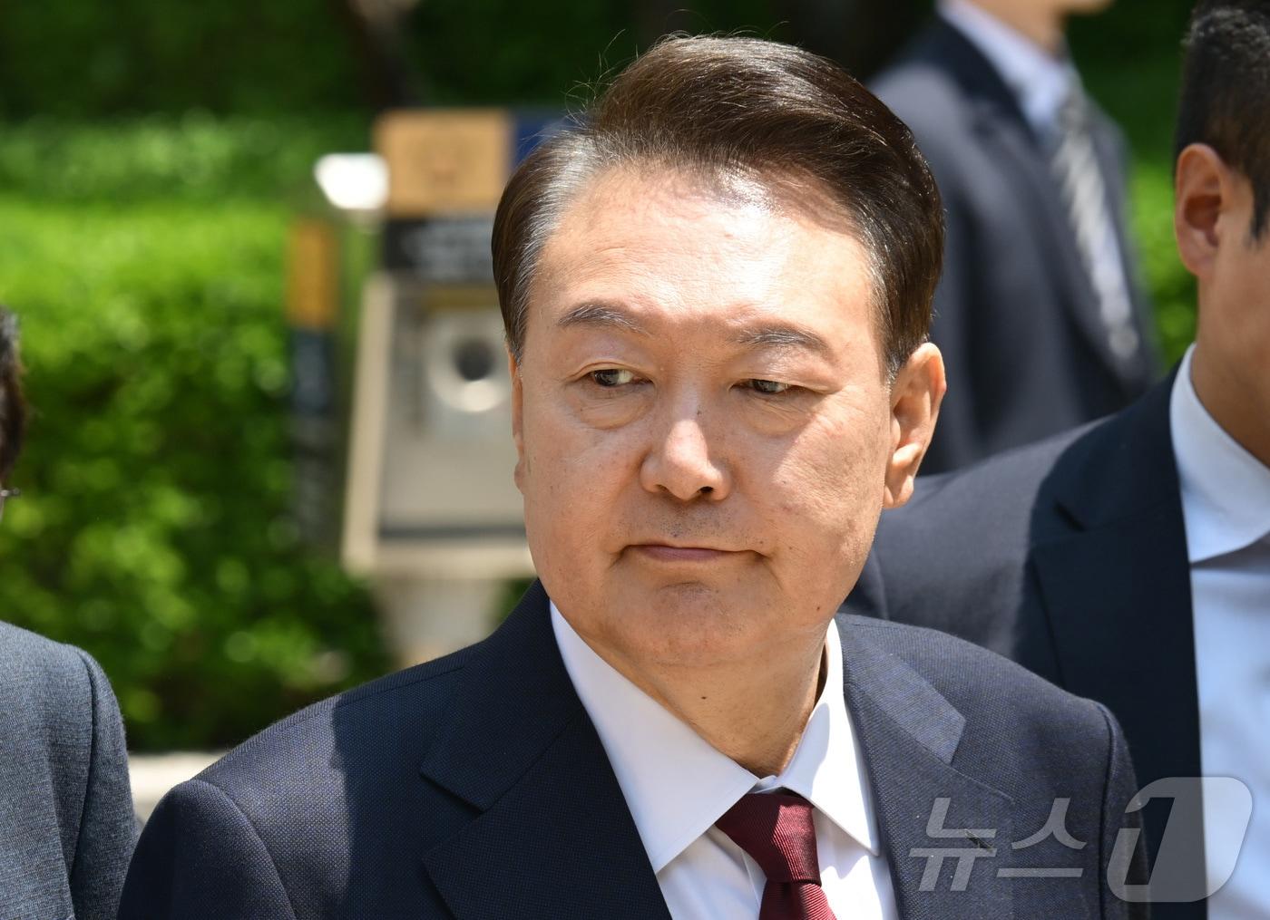 본문 이미지 - 12·3 비상계엄 사태와 관련해 내란 우두머리 혐의 등으로 기소된 윤석열 전 대통령./뉴스1 ⓒ News1 사진공동취재단