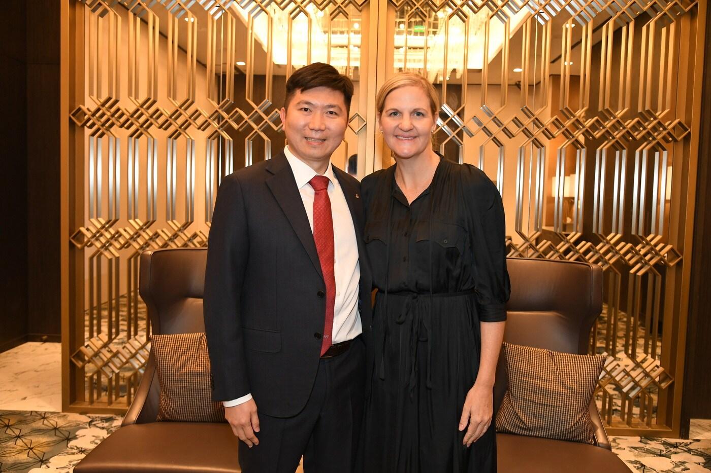 유승민 대한체육회장과 커스티 코번트리 IOC 위원장 당선인을 만나 상호 협력 방안을 논의했다. &#40;대한체육회 제공&#41;