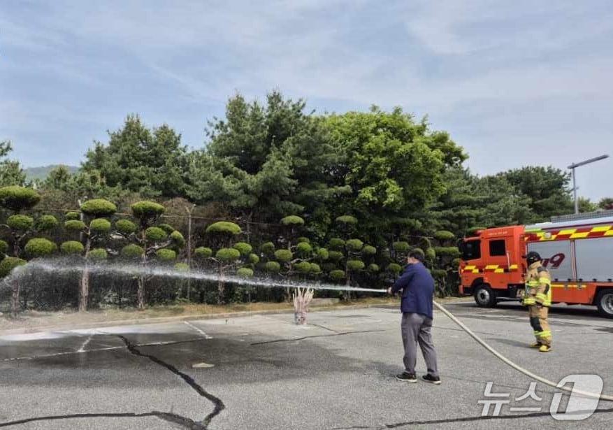 본문 이미지 - 송촌정수사업소에서 재난 대응 모의훈련을 하고 있다.(대전시 제공, 재판매 및 DB 금지)/뉴스1