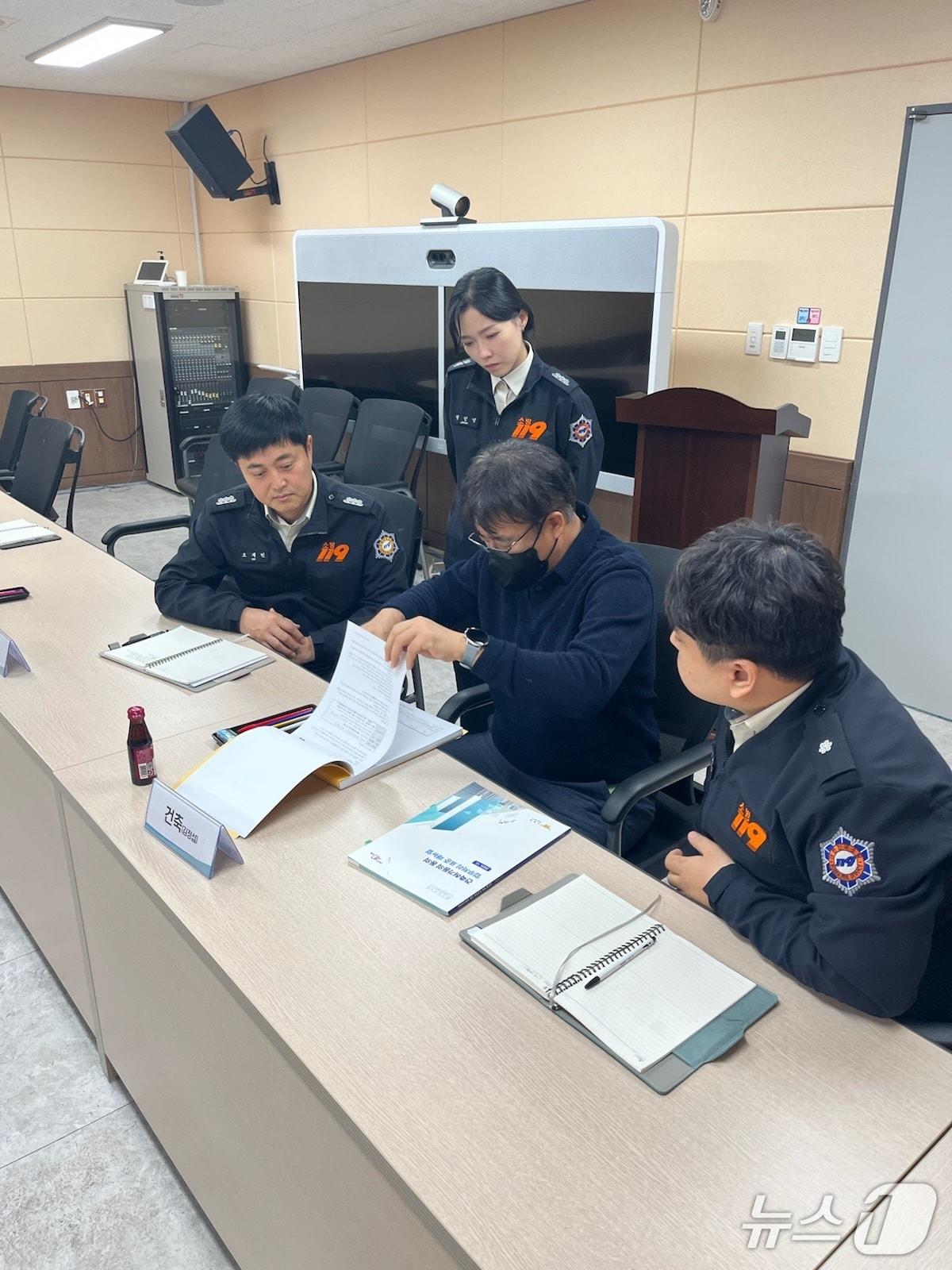 본문 이미지 - 강원특별자치도소방본부, 소방민원 컨설팅 진행.(도소방본부 제공, 재판매 및 DB금지)