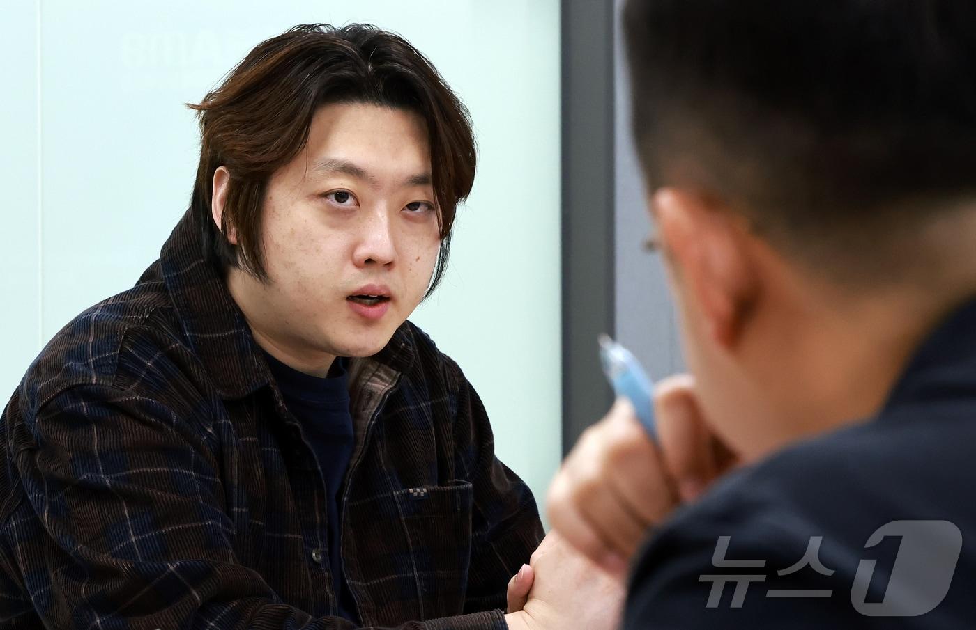 박단 전 대한전공의협의회 비상대책위원장&#40;대한의사협회 부회장&#41;이 서울 용산구 대한의사협회 내 의료배상공제조합에서 뉴스1과 인터뷰를 진행했다. /뉴스1 ⓒ News1 김진환 기자