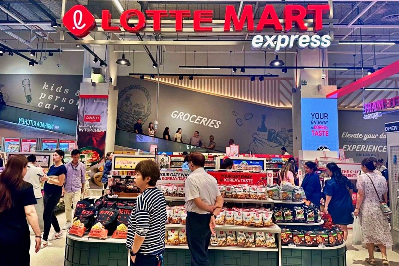 싱가포르 페어프라이스 엑스트라 비보시티점 내 입점한 '롯데마트 EXPRESS' 매장 전경.(롯데마트 제공). 