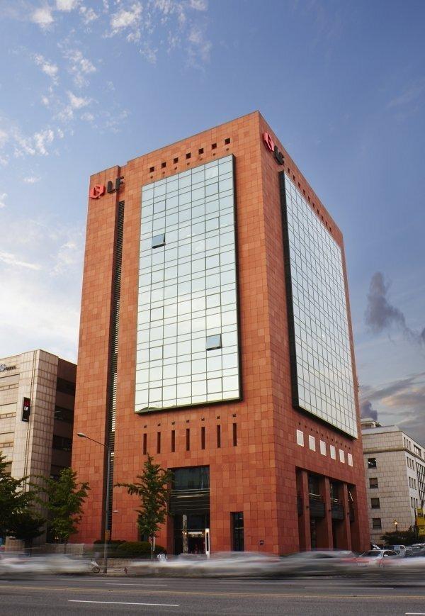 본문 이미지 - 사옥 전경.(LF제공)