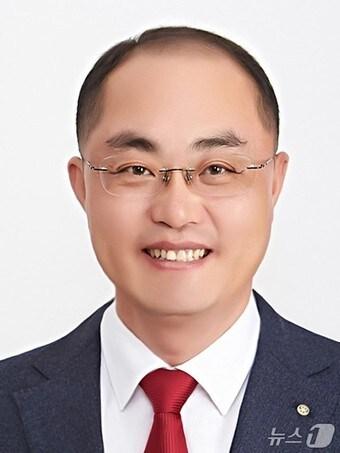 본문 이미지 -  윤치국 제천시의원./뉴스1