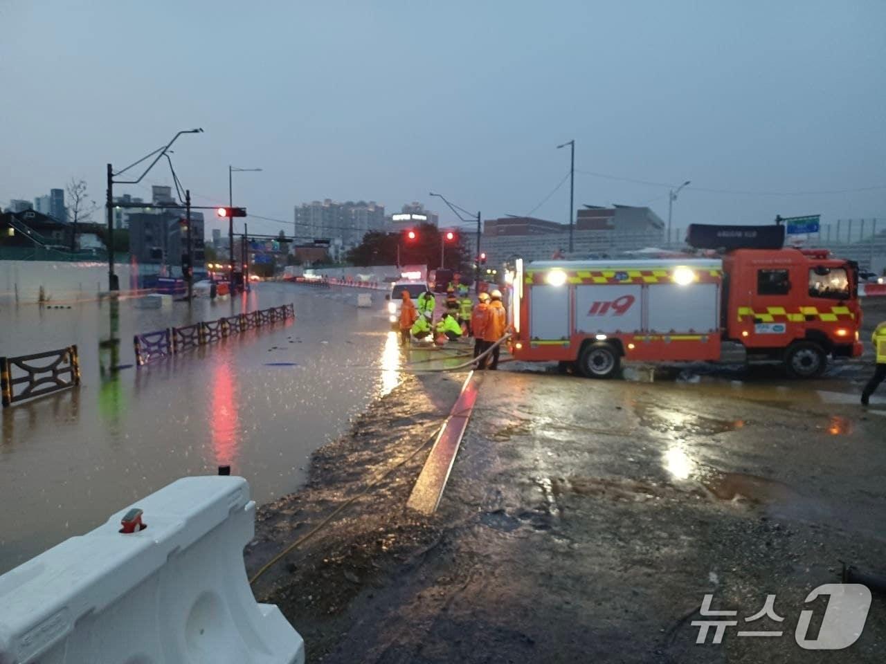 본문 이미지 - 침수현장(경기도소방재난본부 제공.재판매 및 DB금지)