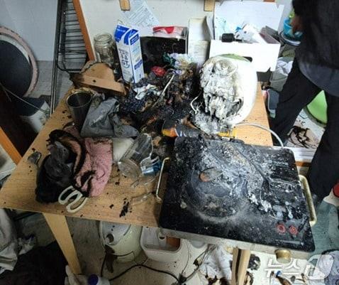 본문 이미지 - 화재현장(인천소방본부제공.재판매 및 DB금지)