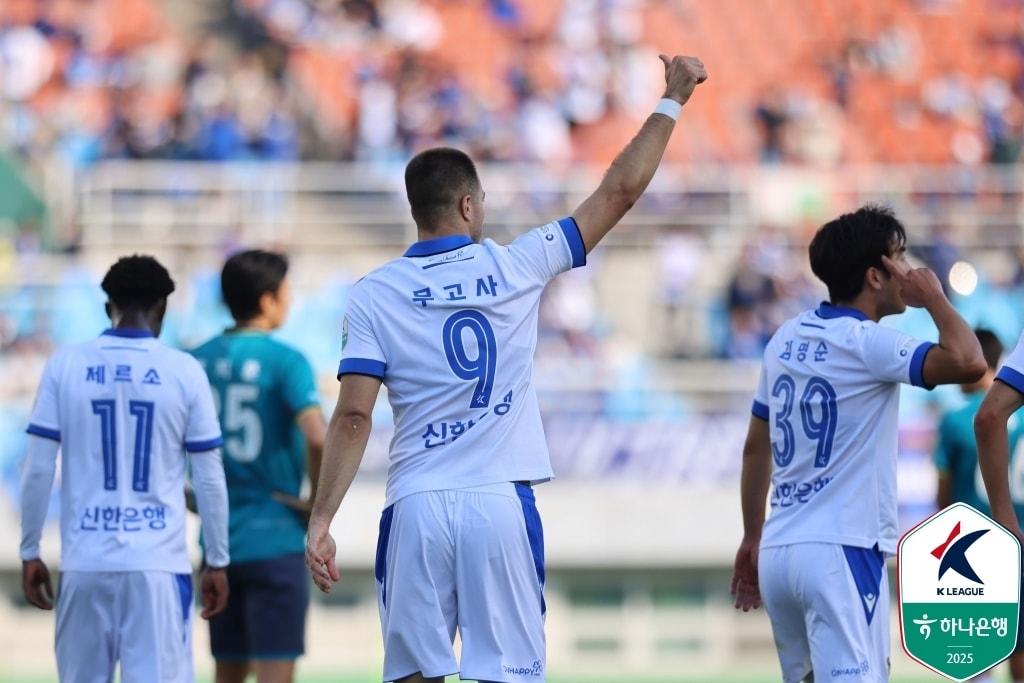 본문 이미지 - 인천 유나이티드의 무고사. (한국프로축구연맹 제공)