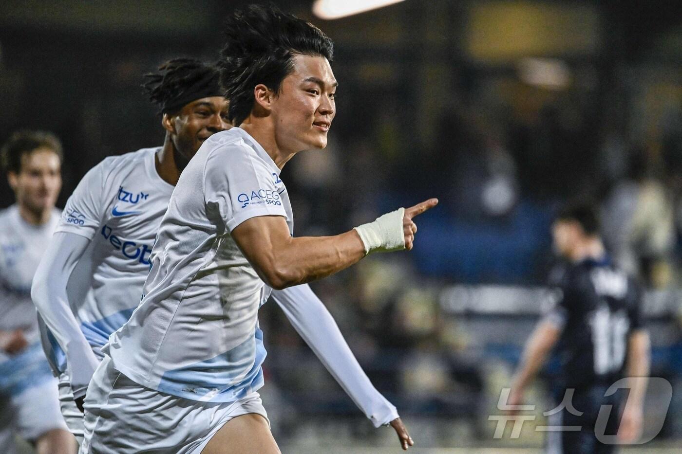 본문 이미지 - 벨기에 헹크의 오현규. ⓒ AFP=뉴스1