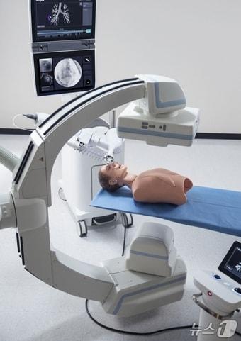 본문 이미지 - 기관지내시경로봇(울산대학교병원제공. 재판매 및 DB 금지)