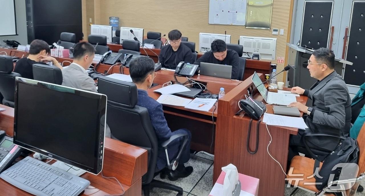 본문 이미지 - 충북 괴산군은 중대시민재해 예방과 대응체계 강화를 위해 '중대시민재해 안전보건체계 구축 컨설팅 용역'을 6월 말까지 진행한다.(괴산군 제공)/뉴스1