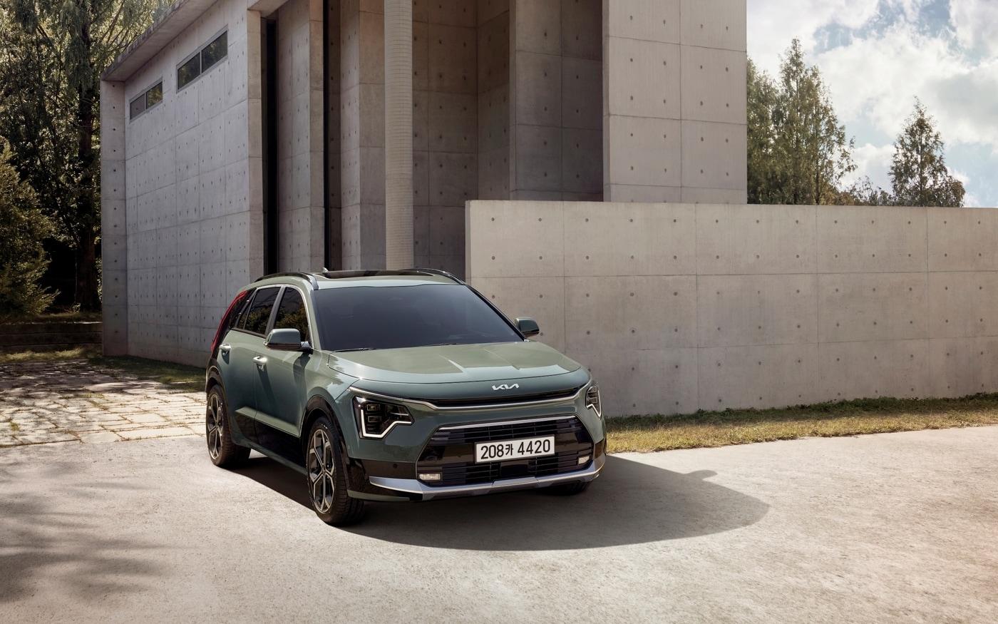 본문 이미지 - 기아 스포츠유틸리티차(SUV) '니로' 하이브리드 모델 외<자료사진>(기아 제공). 2025.05.02.