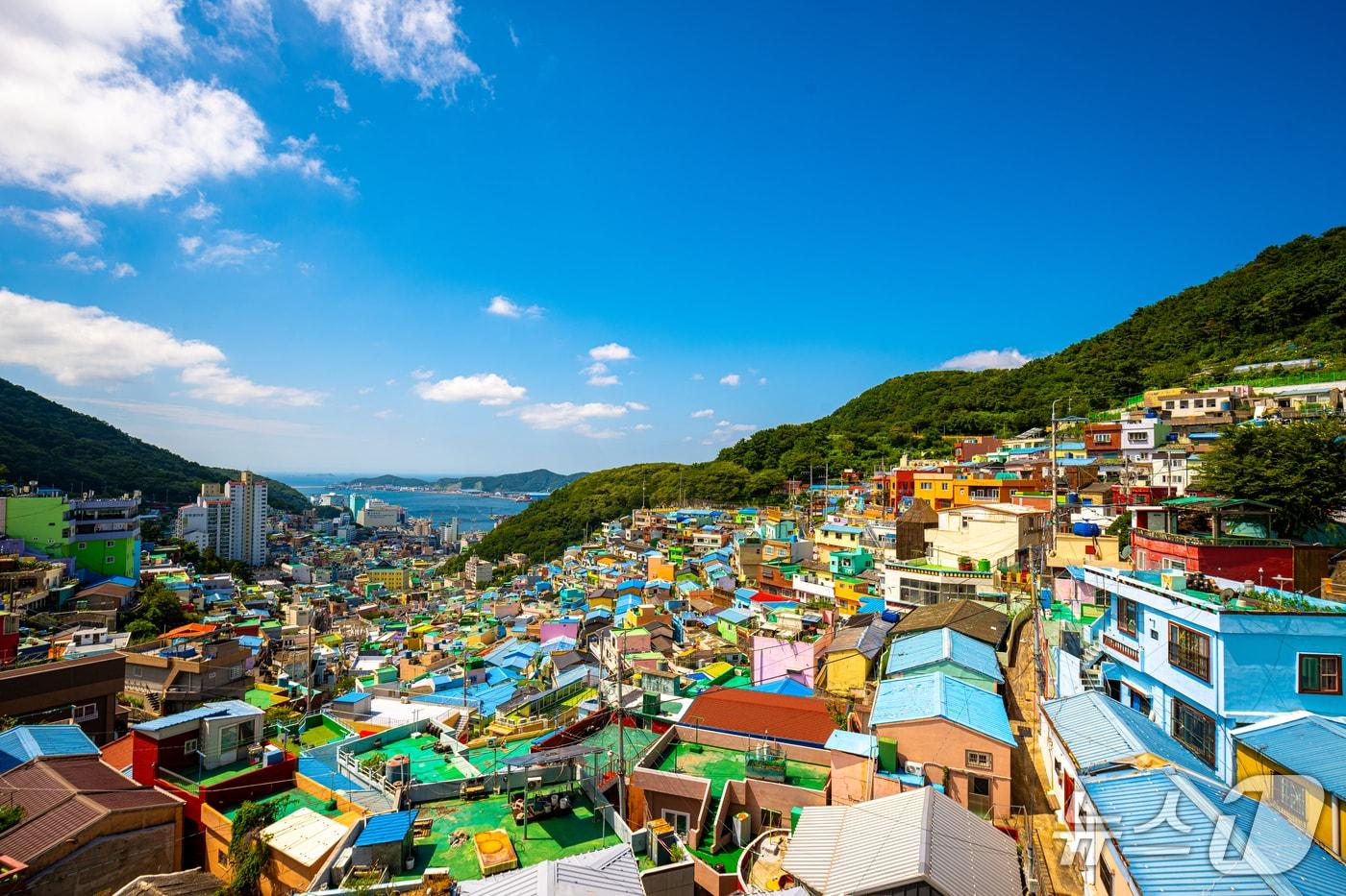 부산 사하구 감천문화마을 전경.(사하구 제공. 재판매 및 DB 금지)