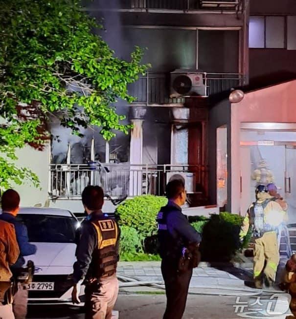 본문 이미지 - 화재 현장. (경기도소방재난본부 제공. 재판매 및 DB 금지) 2025.5.20/뉴스1