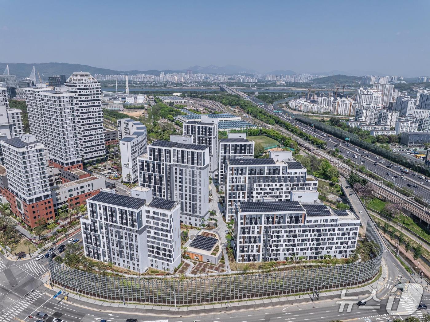 본문 이미지 -  고덕 온빛채 전경 (SH공사 제공)