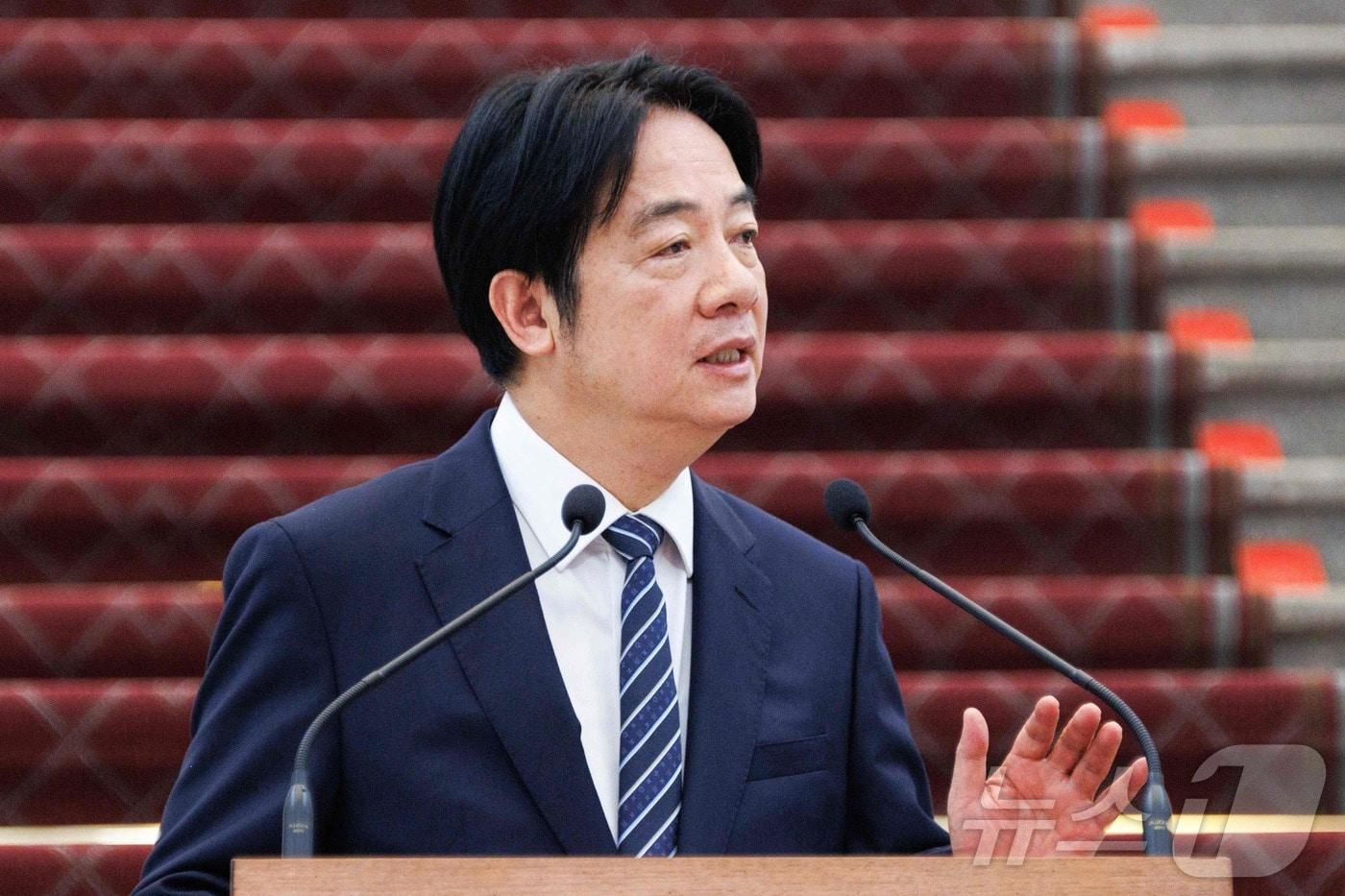 본문 이미지 - 라이칭더 대만 총통이 20일 (현지시간) 타이베이에서 취임 1주년 기자회견을 갖고 있다. 2025.05.21 ⓒ AFP=뉴스1