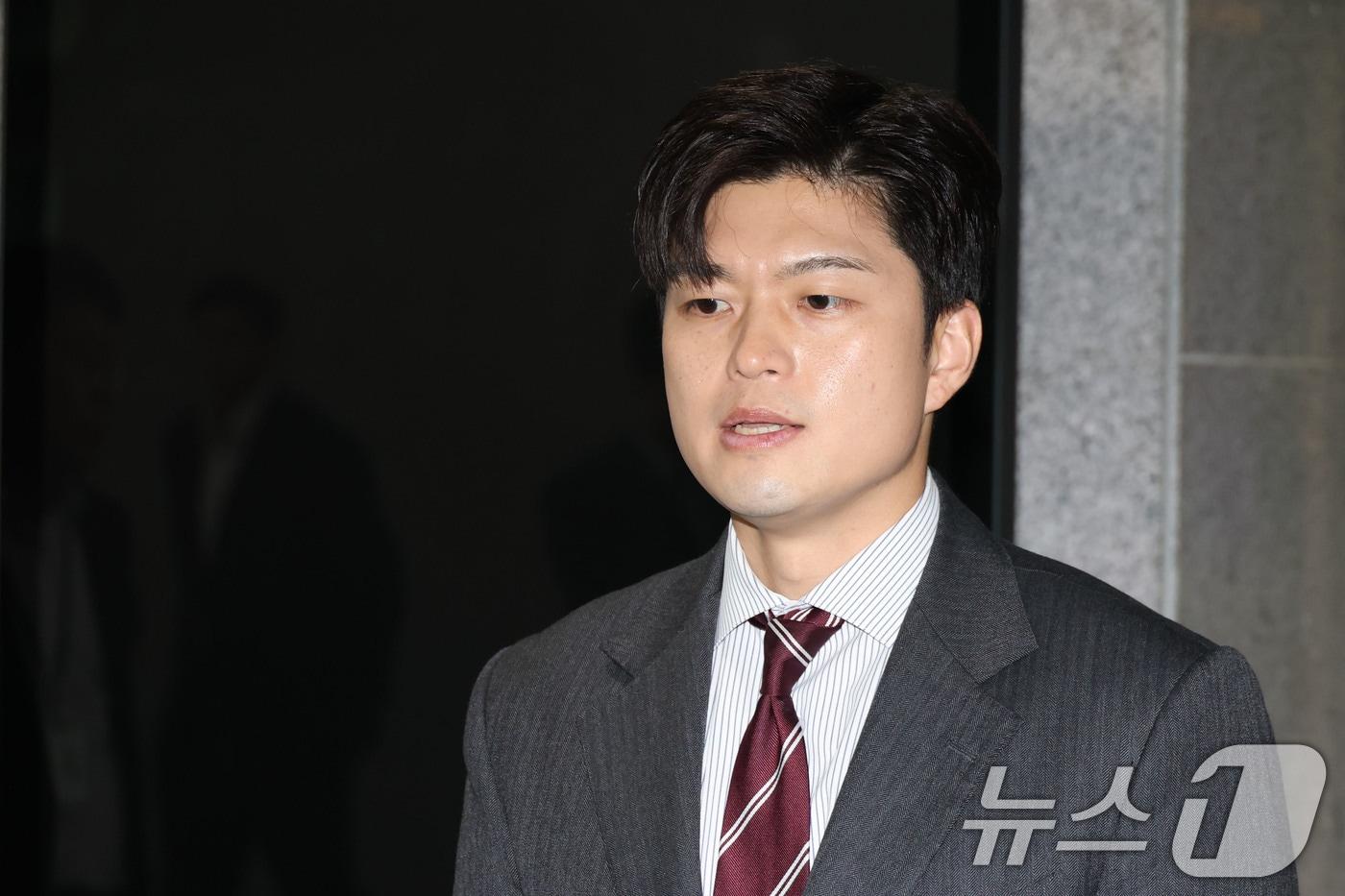 김용태 국민의힘 비상대책위원장이 21일 오전 서울 여의도 국회 의원회관에서 김문수 대통령 후보와 이준석 개혁신당 대통령 후보 단일화와 관련한 취재진의 질문에 답하고 있다. 2025.5.21/뉴스1 ⓒ News1 이광호 기자