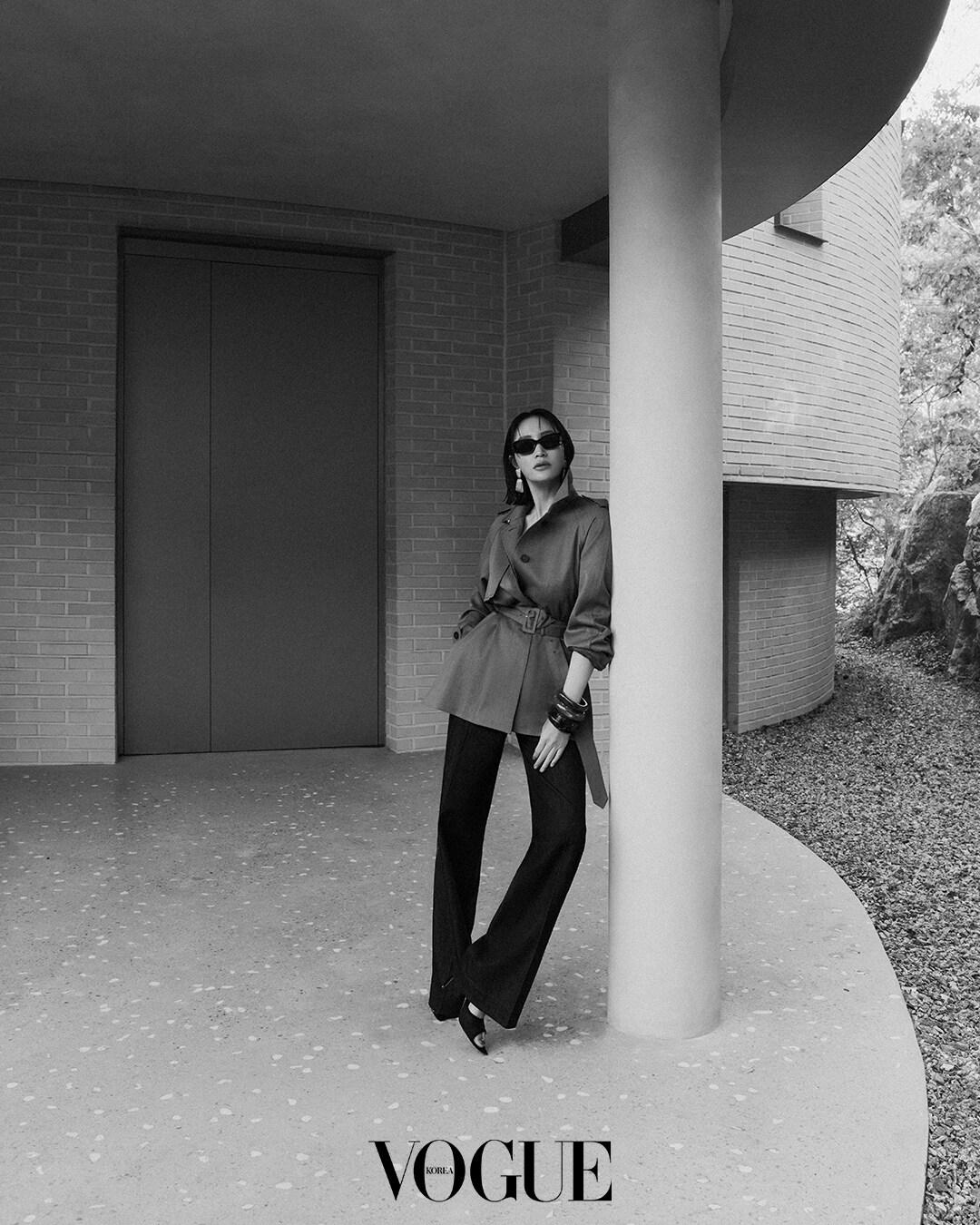 본문 이미지 - 존스 앰배서더 김혜수의 보그 화보 (글로벌세아 그룹 제공)