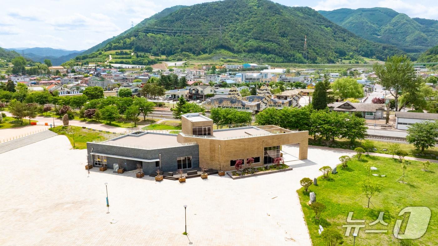 강원 정선군이 오는 6월부터 아우라지 복합관리센터에서 &#39;돌과 이야기 카페&#39;를 운영한다. &#40;정선군 제공. 재판매 및 DB금지&#41; 2025.5.22/뉴스1