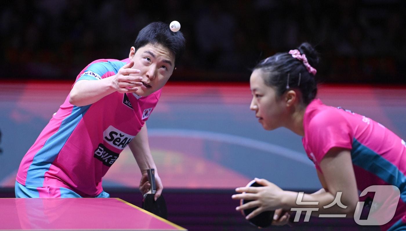 한국 탁구의 신유빈과 임종훈. /뉴스1 ⓒ News1 사진공동취재단