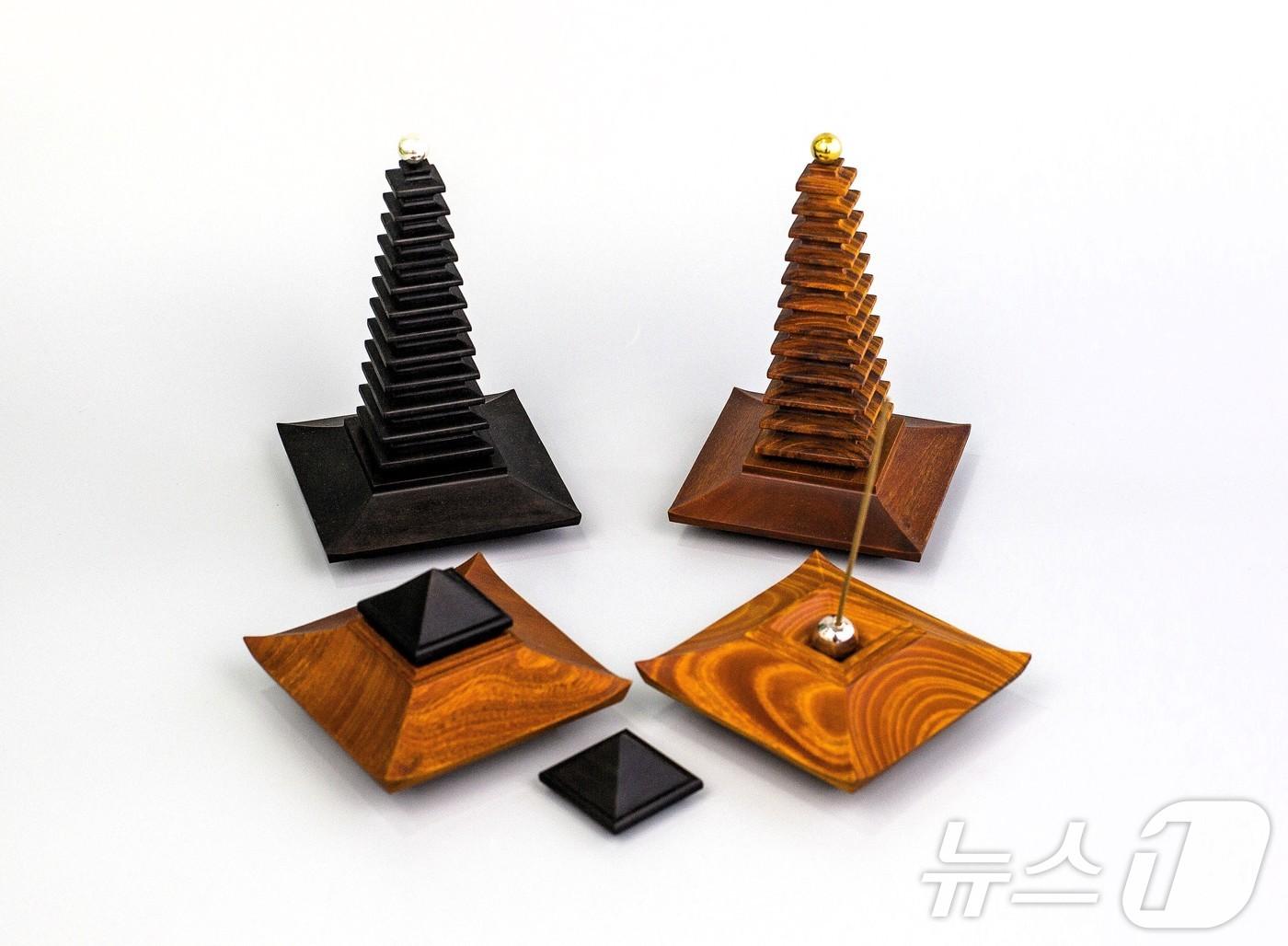 본문 이미지 - 경북도는 26일 ‘제28회 경북도 관광기념품 공모전’을 개최하고 대상작 ‘경북의 기원’을 비롯한 15점의 수상작을 선정했다 ⓒ News1 김대벽기자