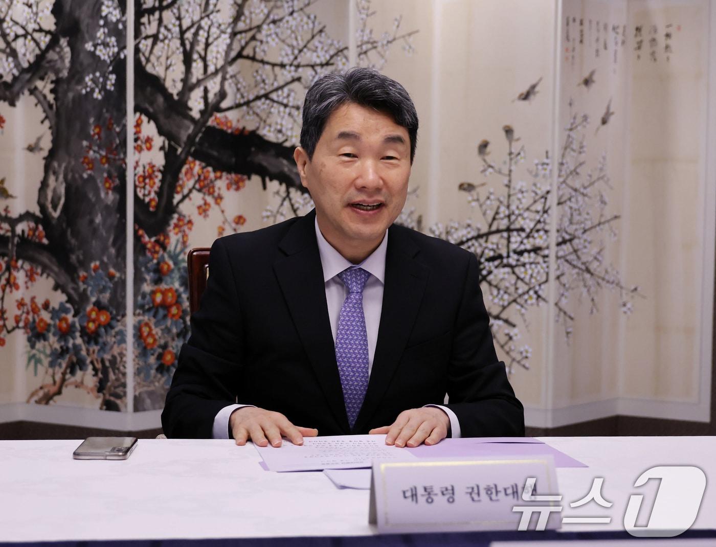 본문 이미지 - 이주호 대통령 권한대행 부총리 겸 교육부 장관이 26일 서울 종로구 정부서울청사에서 열린 경제안보전략 간담회에서 발언하고 있다. &#40;교육부 제공, 재판매 및 DB 금지&#41; 2025.5.26/뉴스1 ⓒ News1 임세영 기자