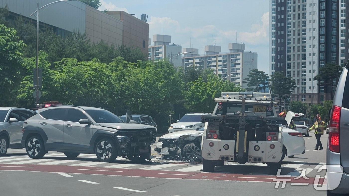 강원 춘천 온의동 한 사거리 교통사고 현장.2025.5.26 한귀섭 기자