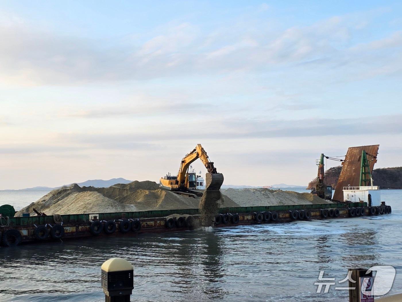 본문 이미지 - 해수욕장 양빈사업 (인천 옹진군 제공.재판매 및 DB금지)