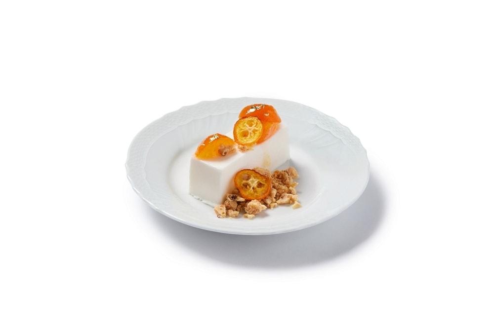 본문 이미지 - 서현민 쉐프가 만든 금귤 네쥬 디저트.(신세계백화점 제공)