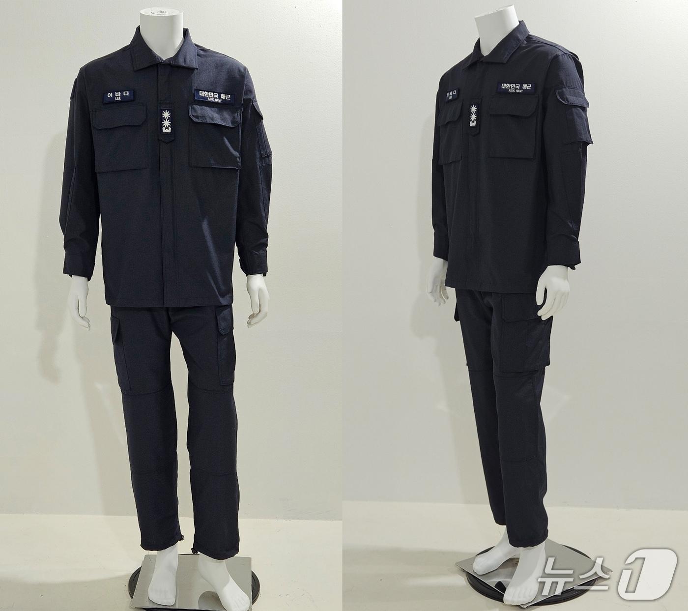본문 이미지 - 한국섬유개발연구원이 개발한 해군의 차세대 함상복 정면과 측면 모습.(섬유개발연구원 제공. 재판매 및 DB 금지)