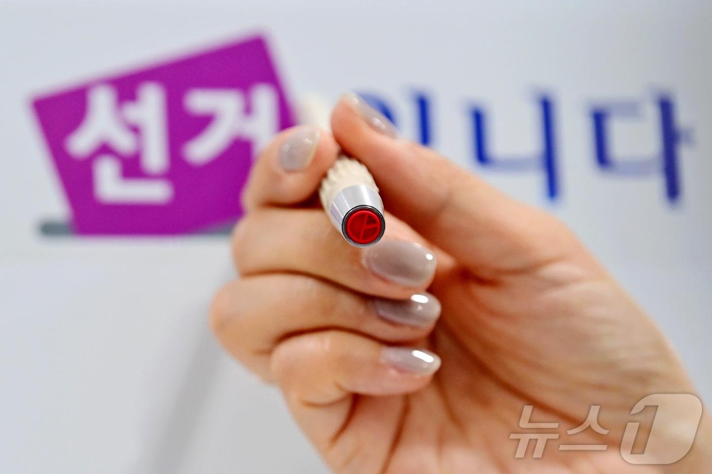 본문 이미지 - 6·3 지방선거를 100일 앞두고 물 밑에서 움직이던 대구시장 출마자들의 윤곽이 점점 수면 위로 떠오르고 있다.(공동 취재) ⓒ 뉴스1 자료 사진