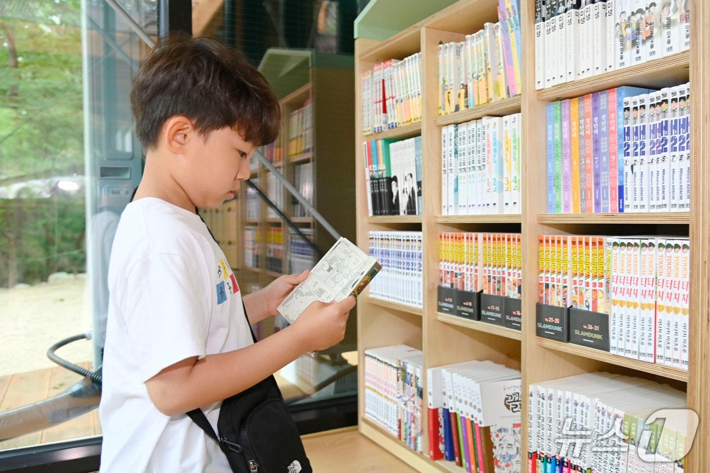 대구 달성군 비슬산 자연휴양림에 조성된 '비슬책방'(대구 달성군 제공.재판매 및 DB 금지)