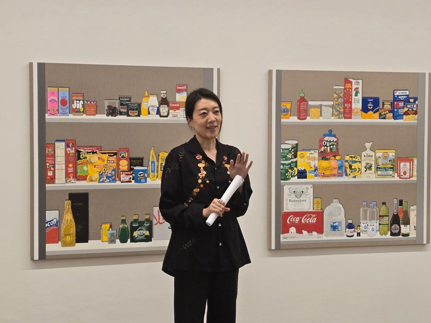 본문 이미지 - 28일 정수영 작가가 기자간담회에서 작품에 대해 설명하고 있다. ⓒ 뉴스1 김정한 기자