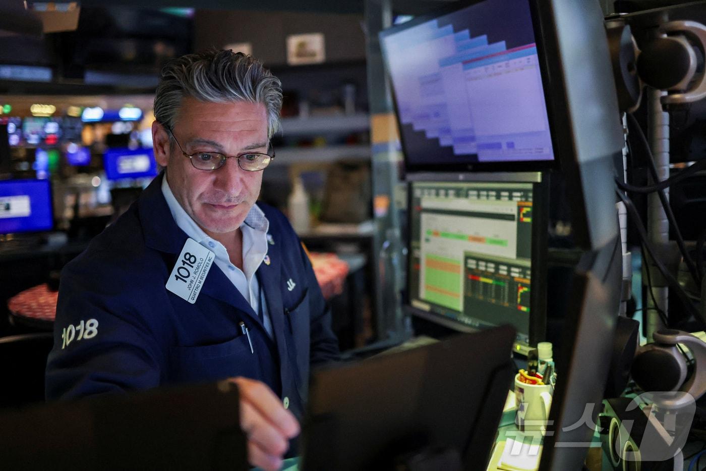 뉴욕증권거래소 트레이더 ⓒ 로이터=뉴스1