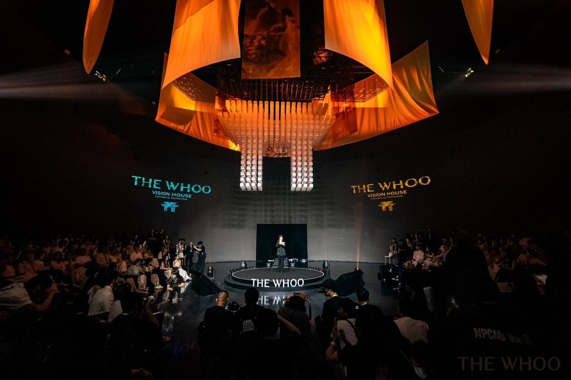 본문 이미지 - LG생활건강은 피부 광채의 핵심 성분인 클로로젠TM을 함유한 더후 천기단 신제품의 글로벌 출시를 기념해 중국에서 대규모 론칭 행사를 열었다.(더후제공)