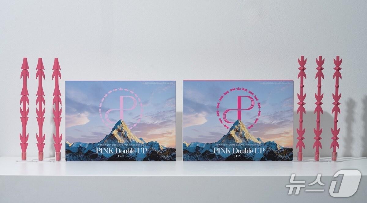 본문 이미지 - &#39;핑크리프트&#39; 레퍼런스 모델샷. &#40;왼쪽&#41; &#39;핑크리프트 듀얼&#40;Dual&#41;&#39;, &#40;오른쪽&#41; &#39;핑크리프트 픽스&#40;Fix&#41;&#39;&#40;팽팽클리닉 제공&#41;